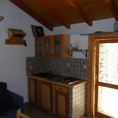 Prázdninový dům Robinson House In With Sea View, Terrace Zrnovo