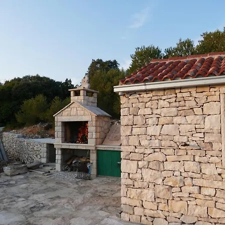 Prázdninový dům Robinson House In With Sea View, Terrace Zrnovo